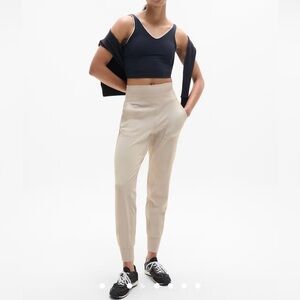 NWT Women’s ATHLETA Venice Jogger Pants